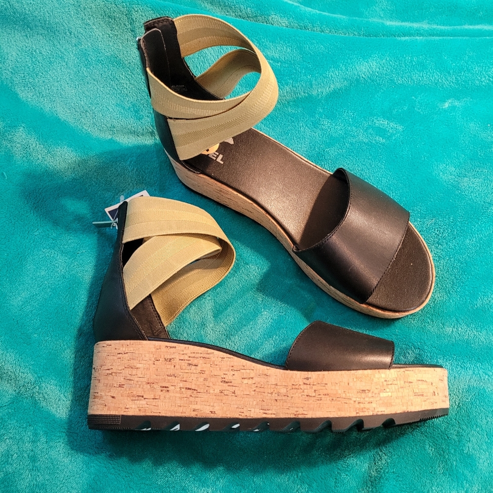 Nwt sorel cork bottom wedge sandals size 11